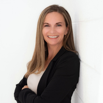 Portrait of Tana Bagley, Sales Agent